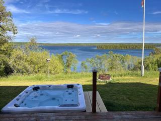 Stunning 4bedroom Lake house ! - Manitowaning - 3