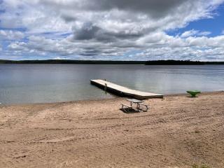 Stunning 4bedroom Lake house ! - Manitowaning - 3
