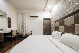 Townhouse Hollywood Heights - Amritsar - 3