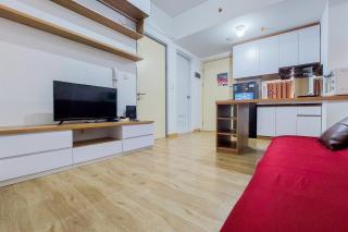 Best Modern and Homey 2BR Apartment at M-Town Residence By Travelio - Tangerang - 3