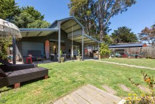 The Beach Barn - Balnarring Beach - 0