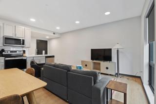 CozySuites Mass with parking lounge & roof deck #41 - Indianápolis - 3