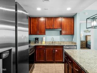 Laketown Wharf 1523 by Emerald Coast Retreats - Panama City Beach - 6