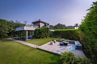SaffronStays Glasshouse 91 - Alibaug - 5