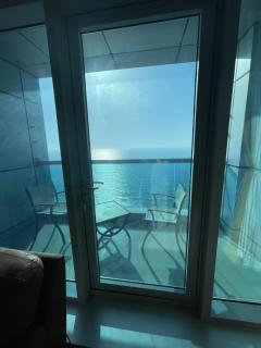 A charming offshore flat view - 1