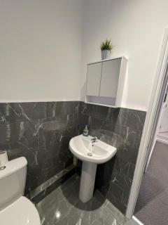 Spacious 2 bedroom apartment - Liverpool - 2
