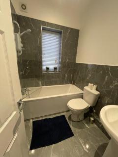 Spacious 2 bedroom apartment - Liverpool - 4