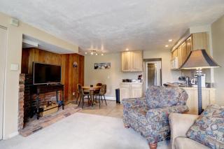 Yacht Club 27 condo - 2