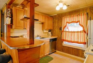 The Jack McCarthy Cabin - 4