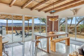 Desert Hearts Ranch home - 0