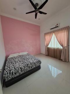 Homestay Neni Alor Gajah - Kampong Gajah Mati - 6