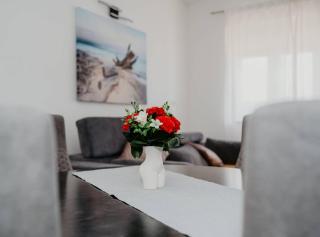 Modern Seget Vranjica Apartment with Terrace - Seget Vranjica - 6