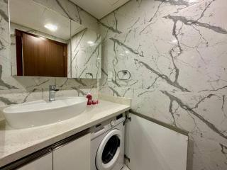 Modern Furnished Studio with Canal View , High Floor - 3