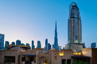 New Old Town Burj Khalifa View Apartment with 1 Bedroom and extra Powder Room - 7