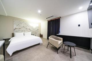 Seosan Hotel Posto 서산 포스토호텔 - Seosan - 8