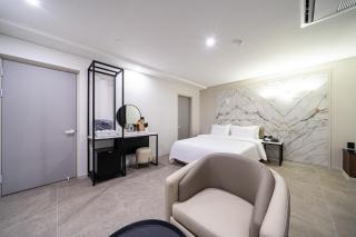 Seosan Hotel Posto 서산 포스토호텔 - Seosan - 7