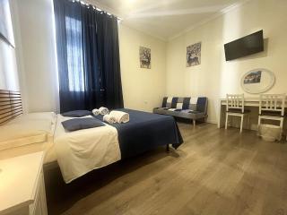 Stephany's Guesthouse - 8