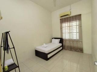 Homestay banglo setingkat HSB 3 bilik aircond - Alor Setar - 7