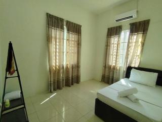 Homestay banglo setingkat HSB 3 bilik aircond - Alor Setar - 1