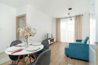 Jasny Apartament Blisko Lotniska Ławica w Poznaniu by Noclegi Renters - Poznań - 2