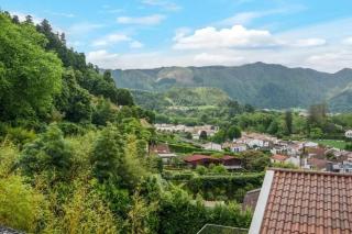 Cozy House in Furnas with Mountain View - 9