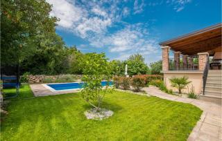 Awesome Home In Svet Vid Dobrinjski - Gostinjac - 4