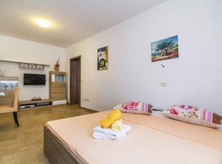 Cozy One Bedroom Apartment with Terrace - Brseč - 5
