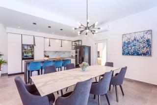 "Casa Mia" Luxury villa with heated swimming pool with jacuzzi - Šestanovac - 2