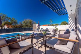 "Casa Mia" Luxury villa with heated swimming pool with jacuzzi - Šestanovac - 9