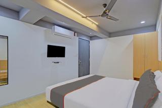 Collection O De'pearl Hotel - Surat - 3