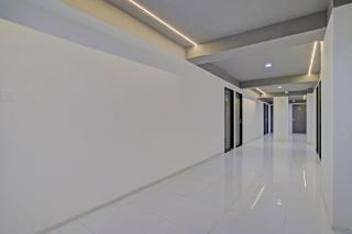Collection O De'pearl Hotel - Surat - 8