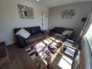 Charming Village Cottage with Hot Tub - Canterbury - 2