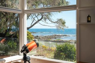 3-Bedroom Getaway Minutes from the Beach - Penguin - 0