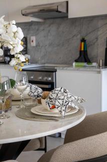 Frank Porter - Lamtara 3 - Dubai - 1