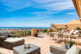 Casa Eso es Oro Estepona - Stunning Views And Peaceful Escape - 2 Communal Pools - 9