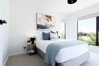 Modern Beaconsfield Retreat with Town Views - Beaconsfield - 7