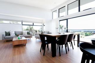 Modern Beaconsfield Retreat with Town Views - Beaconsfield - 8
