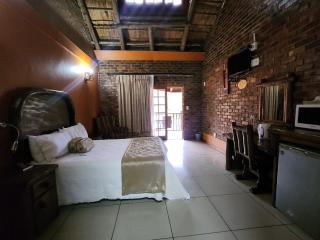 Foundation Stones Lodge Mafikeng - 1