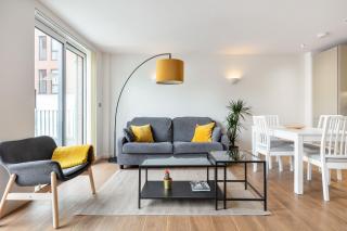 2 Bed Apartment London - 4 local train stations! - Londra - 9
