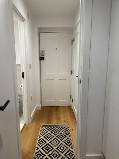 Eastbourne Central Apartment Short and Long Stay welcome - Eastbourne - 3