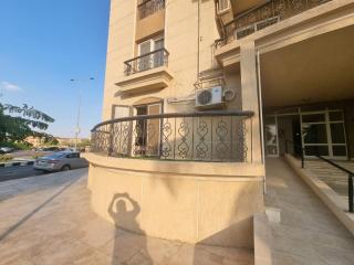 rehab city 3bedrooms vip apartment - New cairo - 9