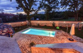 Villa Boduleri for 9 people in Central Istria with private pool & children playground - Divšići - 3