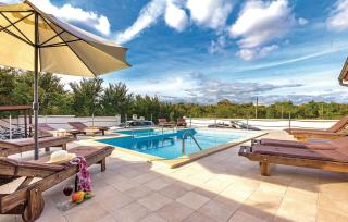 Casa Filipana for 8 people near Pula with volleyball pitch and children playground - Filipana - 9