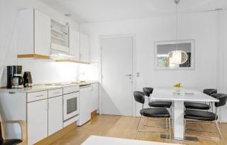 1 Bedroom Lovely Apartment In Nexø - Neksø - 5