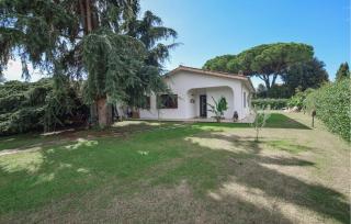 Lovely Home In Marina Velca With Wifi - Porto Clementino - 9