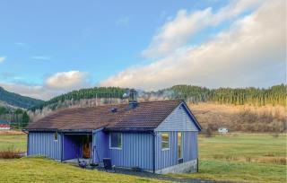 3 Bedroom Nice Home In Mjosundet - - 3