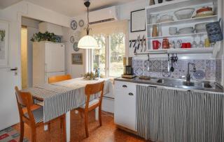 Gorgeous Home In Hova With Wifi - Hova - 7