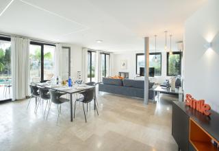 Owl Booking Villa Tereu - Luxury Retreat with Mountain Views - 1