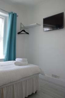 Holly Lodge - Weston-super-Mare - 2