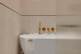 Brabank Riverside Premium Suites & Free Parking by Downtown Apartments - Danzica - 3